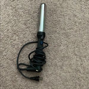Cortex 1.5 inch curling wand